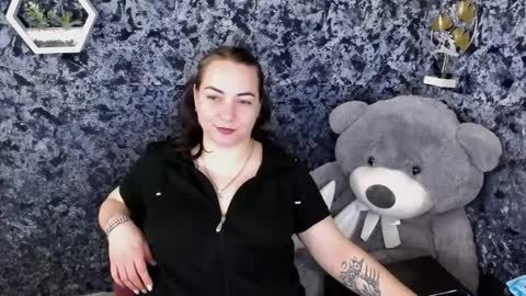 Lydia online show from March 3, 10:15 pm