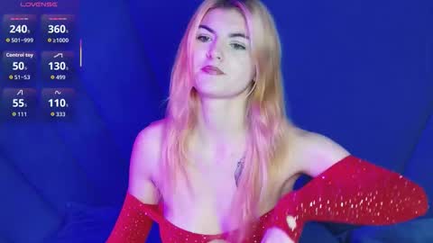 Snapshot of evelisse chatting on October 3, 4:31 am Eve online show from October 3, 4:31 am