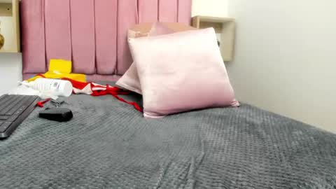 evelyn_morgan1 online show from January 18, 5:31 am