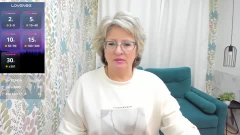 Evelyn online show from March 10, 8:15 am