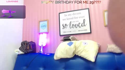 Snapshot of evelynheather_ chatting on January 5, 9:26 am Saray online show from January 5, 9:26 am