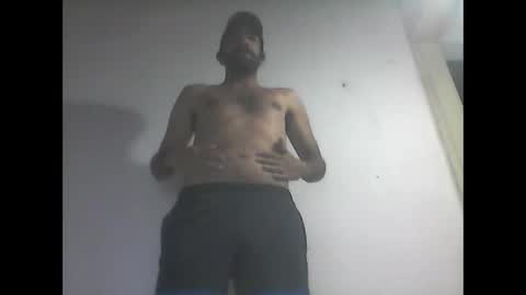 Snapshot of everaldosantos chatting on February 1, 10:44 pm everaldosantos online show from February 1, 10:44 pm