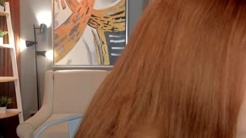 Snapshot of everyh chatting on December 1, 7:41 pm Sophia online show from December 1, 7:41 pm