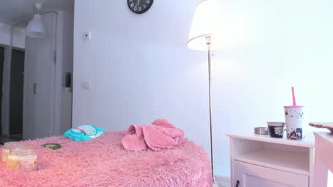 Snapshot of eves_bodyxxx chatting on January 27, 9:55 am Sensation Body online show from January 27, 9:55 am