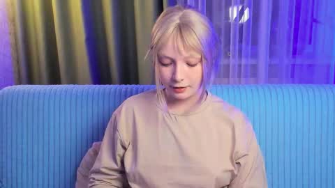 Snapshot of eves_eyes chatting on December 2, 4:46 pm Forget me not eve on CB online show from December 2, 4:46 pm