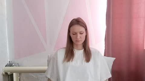 Aurora online show from April 22, 5:10 am