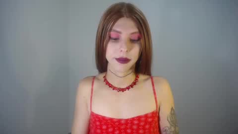 Snapshot of evi_kitty chatting on February 4, 9:20 pm Evi online show from February 4, 9:20 pm