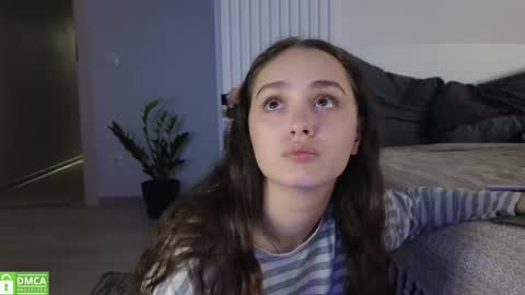 Snapshot of evi_woow chatting on November 3, 8:54 pm evi_woow online show from November 3, 8:54 pm