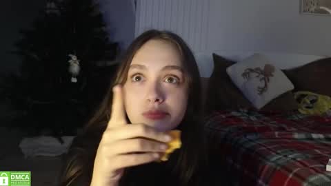 Snapshot of evi_woow chatting on November 27, 9:50 pm evi_woow online show from November 27, 9:50 pm