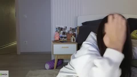 evi_woow online show from February 13, 8:38 pm