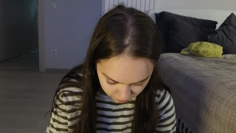 evi_woow online show from March 26, 11:21 pm