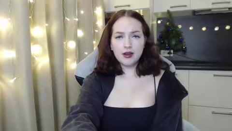 Lessie online show from December 5, 8:22 pm