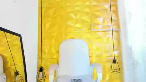 Annie online show from September 10, 10:21 pm