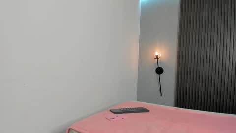 evony_beckerr online show from January 17, 11:15 am