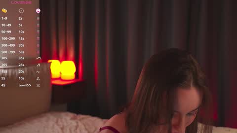 Snapshot of evvantmu chatting on December 4, 8:17 pm Eva online show from December 4, 8:17 pm