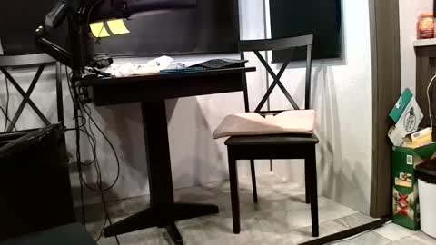 Snapshot of exhibitman69_ldb chatting on December 1, 8:53 pm exhibitman69_ldb online show from December 1, 8:53 pm