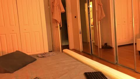 exhibitp online show from January 10, 6:17 pm