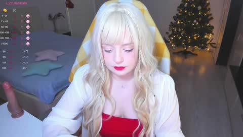 Snapshot of exhoneyangel chatting on January 4, 12:05 pm Amy online show from January 4, 12:05 pm