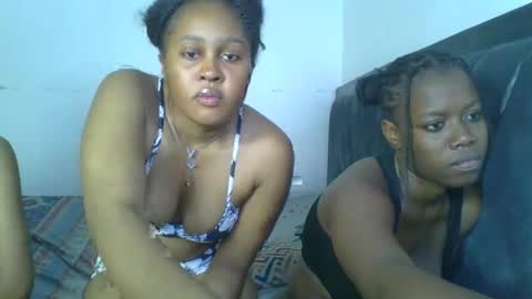 exotic_cutiee online show from May 1, 1:37 pm