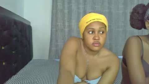exotic_cutiee online show from May 27, 5:48 am