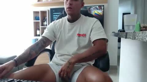 camilo online show from March 31, 2:06 pm