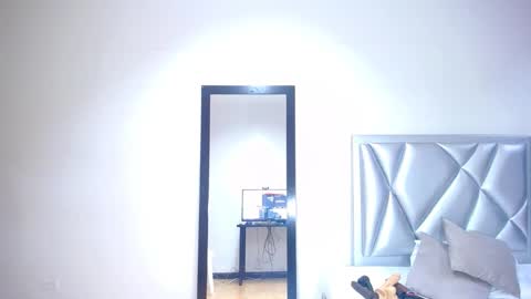 Snapshot of exotic_karmella chatting on February 17, 9:08 pm exotic_karmella online show from February 17, 9:08 pm