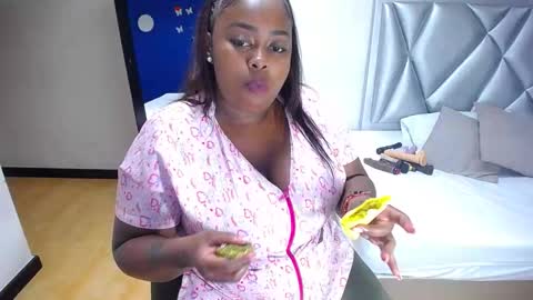 Snapshot of exotic_karmella chatting on February 24, 8:47 pm exotic_karmella online show from February 24, 8:47 pm