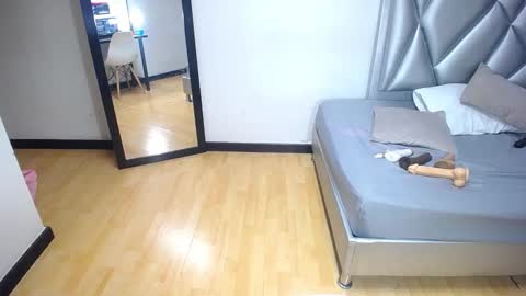 Snapshot of exotic_karmella chatting on March 11, 12:22 am exotic_karmella online show from March 11, 12:22 am