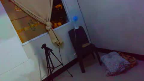 exoticapril01 online show from April 13, 8:58 pm