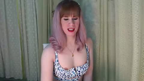 Snapshot of exoticbabes chatting on December 15, 3:56 am exoticbabes online show from December 15, 3:56 am