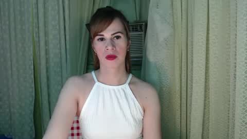 Snapshot of exoticbabes chatting on February 14, 8:21 am exoticbabes online show from February 14, 8:21 am