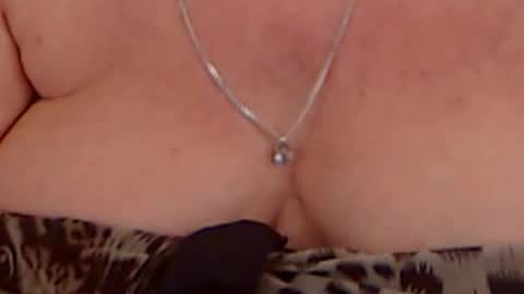 Snapshot of experiencedalana chatting on January 19, 10:49 pm Alana online show from January 19, 10:49 pm