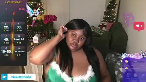 Snapshot of explosivekitty69 chatting on December 21, 8:39 am Miss Kitty online show from December 21, 8:39 am