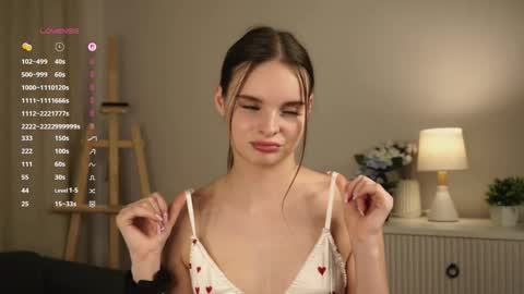 Hollywood or just holly online show from October 27, 11:25 am