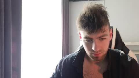 Snapshot of exstayz chatting on October 4, 6:22 am Sweetheart online show from October 4, 6:22 am