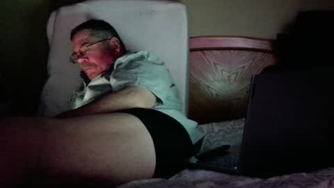 Snapshot of eyeswideshut63 chatting on December 31, 5:44 am Eyeswideshut63 online show from December 31, 5:44 am