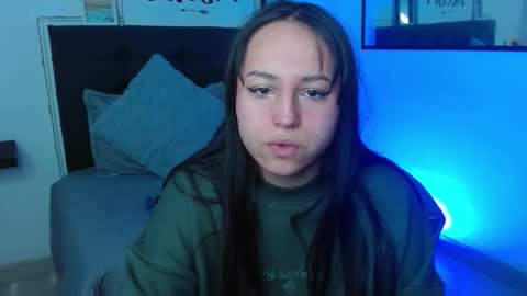 eymmy_24 online show from September 12, 2:22 am