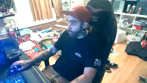 Eytab online show from September 18, 11:51 pm