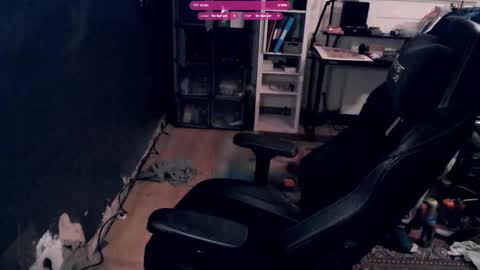 Eytab online show from October 28, 7:05 pm