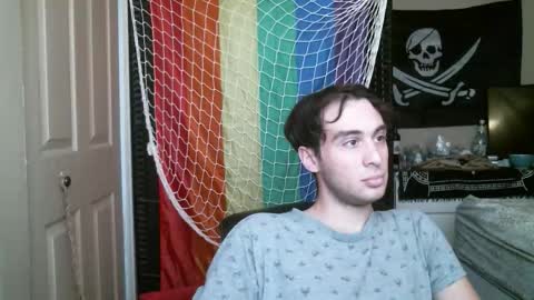 Ezra Naamah online show from December 1, 6:46 pm