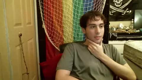 Ezra Naamah online show from December 5, 3:04 am