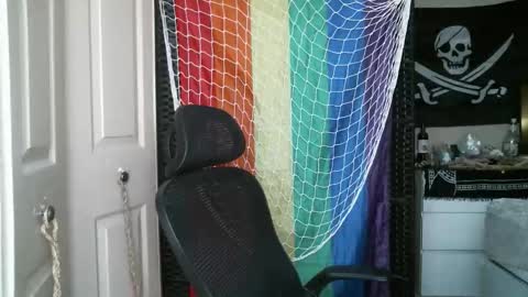 Ezra Naamah online show from February 25, 7:01 pm