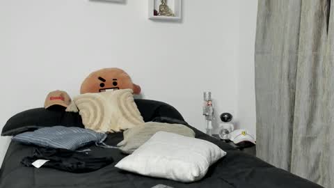 Ezzio Scolaro online show from September 27, 2:16 am