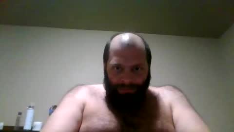 Snapshot of f00258543 chatting on December 17, 1:55 am Hairyhornydad online show from December 17, 1:55 am