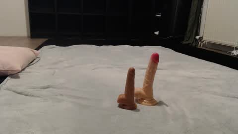 Snapshot of f707 chatting on November 10, 8:08 pm Lisa online show from November 10, 8:08 pm