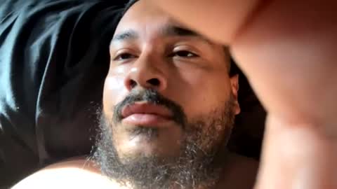 f8isme online show from April 22, 2:51 pm