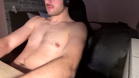 Snapshot of fabian_196 chatting on January 13, 5:55 pm Call me bitch online show from January 13, 5:55 pm