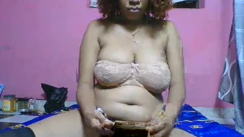 Snapshot of fabiola00069 chatting on March 3, 8:15 pm fabiola00069 online show from March 3, 8:15 pm
