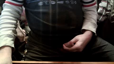 Snapshot of fabius2673 chatting on December 3, 8:49 am Fabius online show from December 3, 8:49 am