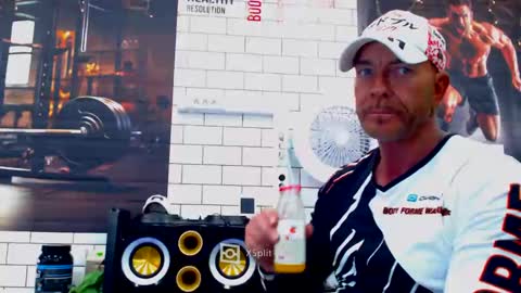 fabxxxl online show from December 6, 9:10 am